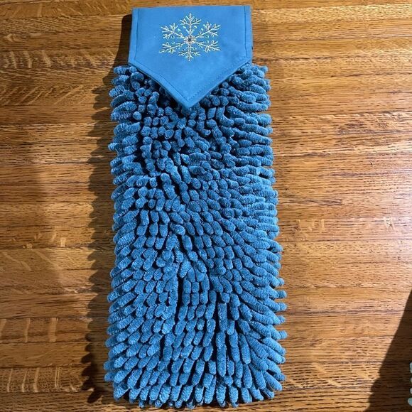 Norwex Chenille Snowflake Limited Edition Towel NWOT - Picture 4 of 13